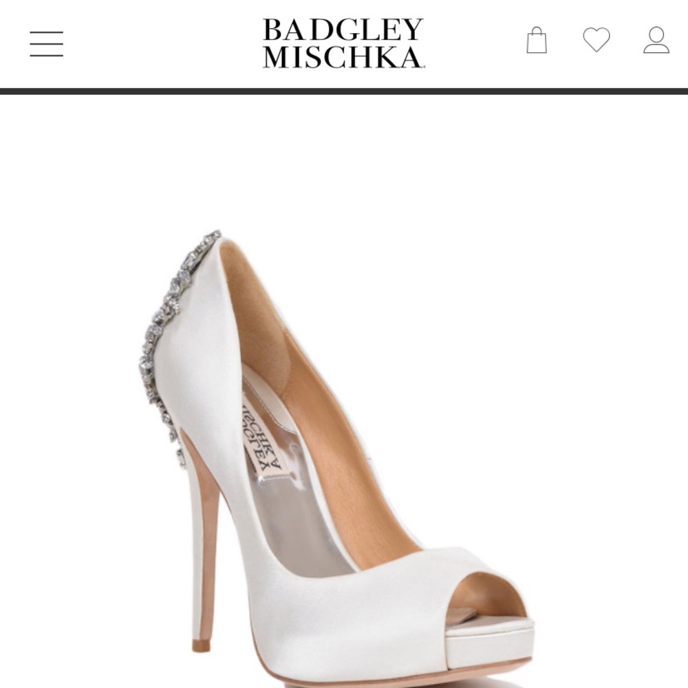 Badgley Mischka Kiara peep toe pump